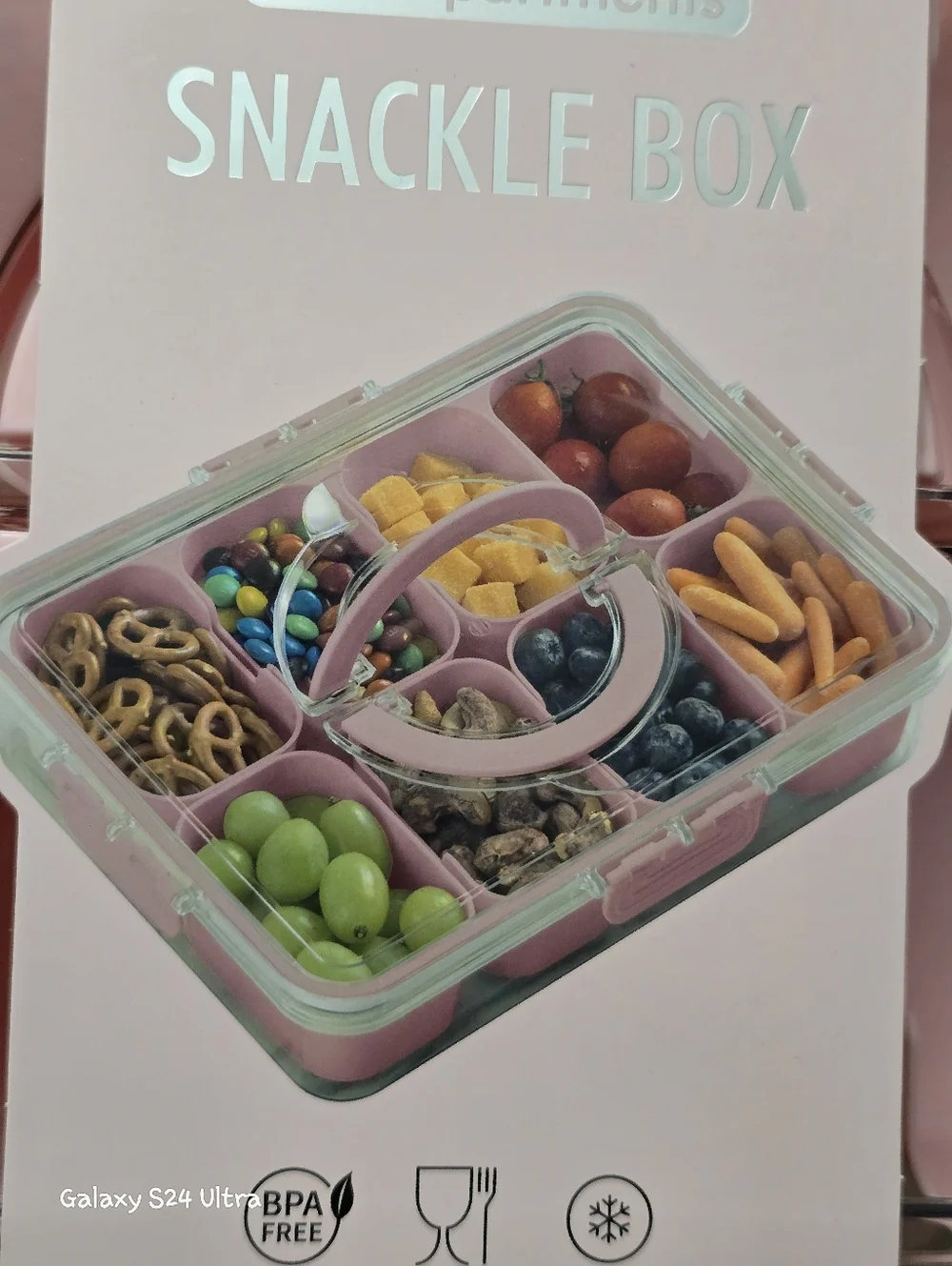 8 Compartment Snackle Box w/ Lid/ Handles NEW